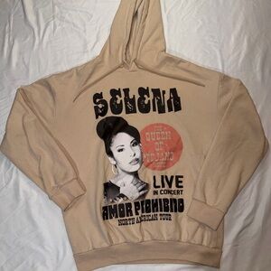 Hybrid & Company Selena Cream Hoodie